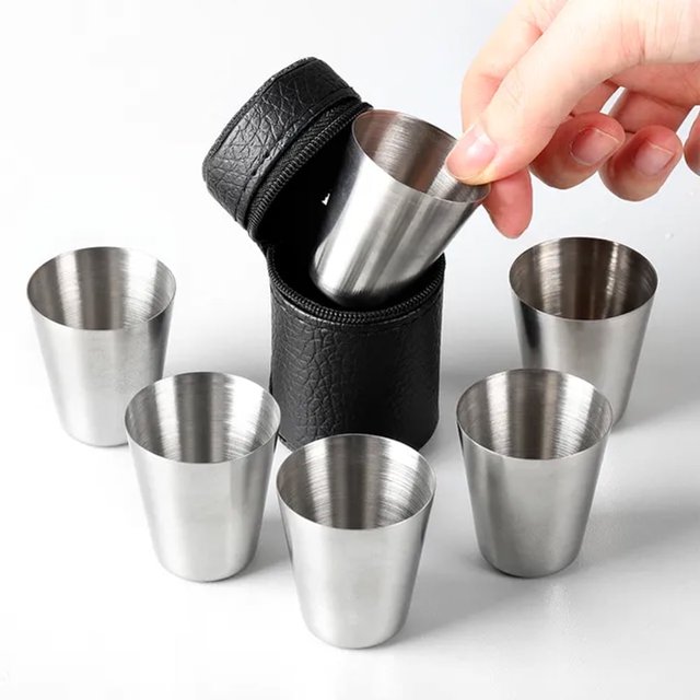YOPTOP Ensemble de 6 Pcs Verres à Shooter en Acier Inoxydable Récipient à Boire 30 ml (1oz) Gobelets en Acier Inoxydable Gobelets Incassables Pinte Verres à Boire Verres à Boire en Métal pour Enfants et Adultes
