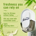 thumbnail image 2 of Febreze Rafraîchisseur d'Air à Brancher, Recharge d'Huile Parfumée Anti-Odeurs, Parfum Bambou Léger, 2 Recharges, 2 of 16