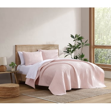 C&C California Embroidered Quilt Set, 100% Cotton, Breathable, Lightweight, 3-Piece, King, Pink
