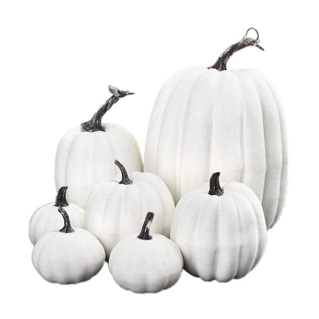 7 Pcs Citrouilles Factices Récolte Citrouille Réaliste Citrouille en Mousse Factice pour l'Automne Halloween Blanche. un Ensemble de Sept Citrouilles Blanches Artificielles en Tailles Assorties, Faites de Mousse dense avec des textures Lisses et des Tiges Réalistes. Convient aux Décorations Intérieures et Extérieures, Y Compris l'Action de Grâce, les Mariages d'Automne et les Fêtes d'Automne. les Tailles Varient de 2.75x2.56 Pouces à 8.26x5.9 Pouces.