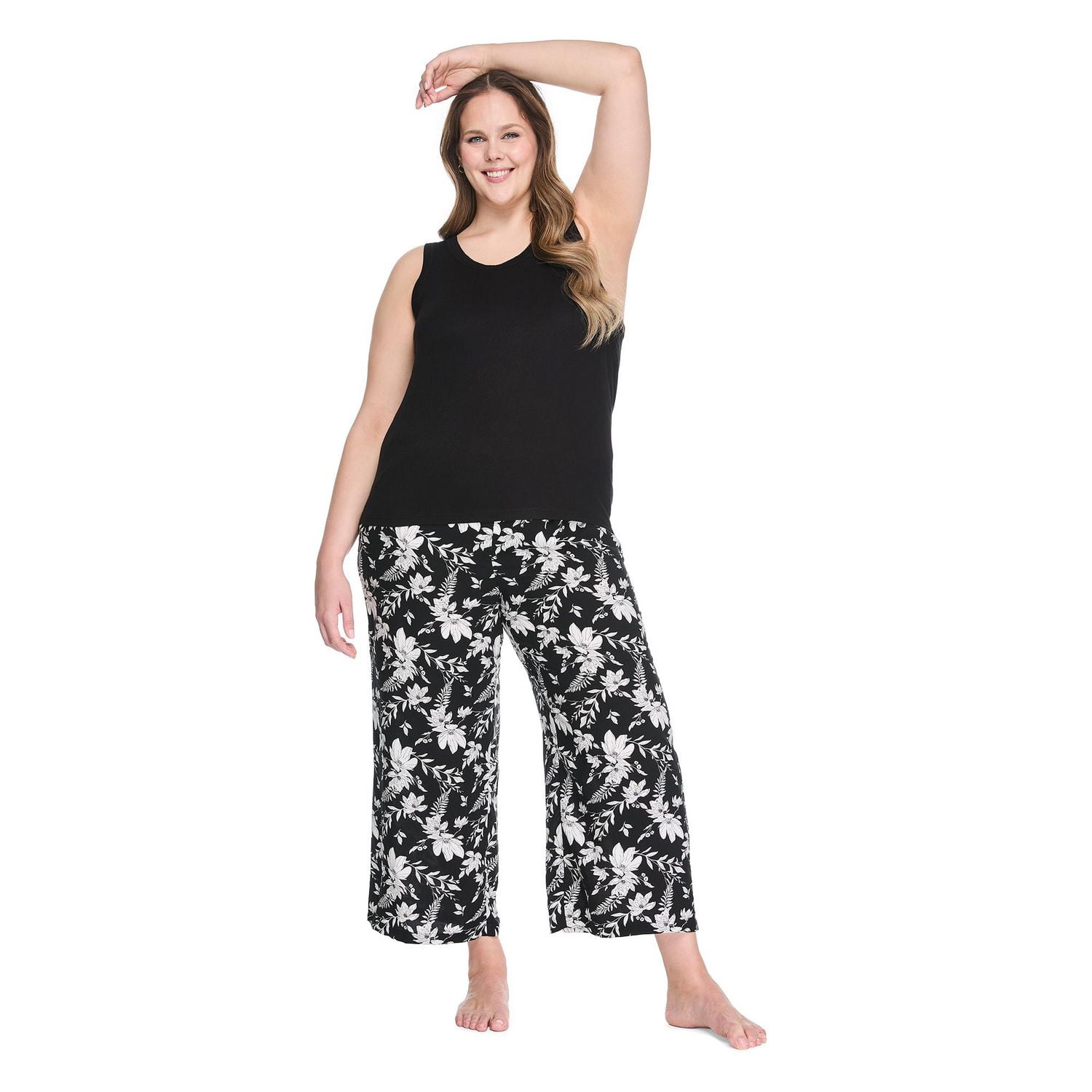 George Women's Plus Two Piece Capri Pajama Set