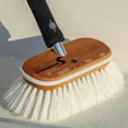 thumbnail image 2 of Shurhold Brosse à Récurer 950 Classique; Brosse Rigide de 6 Pouces pour Terrasse; Poils en Polypropylène; Blanc; Simple, 2 of 4