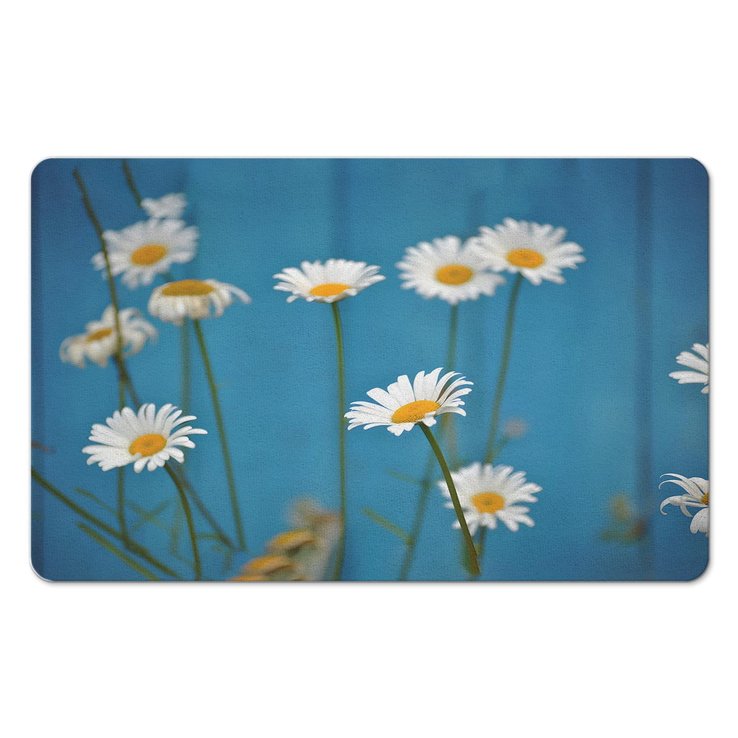 Experience Coziness with Cute Daisy Bath Mat - Super Absorbent Non-Slip Bathroom Rugs - Floral Decor Rug, Machine Washable Floor Carpet - Perfect for Shower & Bathtub - 20x32 inch.