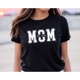 thumbnail image 1 of BAYCREWS T-Shirt Personnalisé Maman Est Rendez-Vous, T-Shirt Cadeau Fête des Mères, Cadeau Personnalisé pour Maman, Cadeau pour Épouse, T-Shirt Maternité, Révélation de Grossesse, 1 of 4