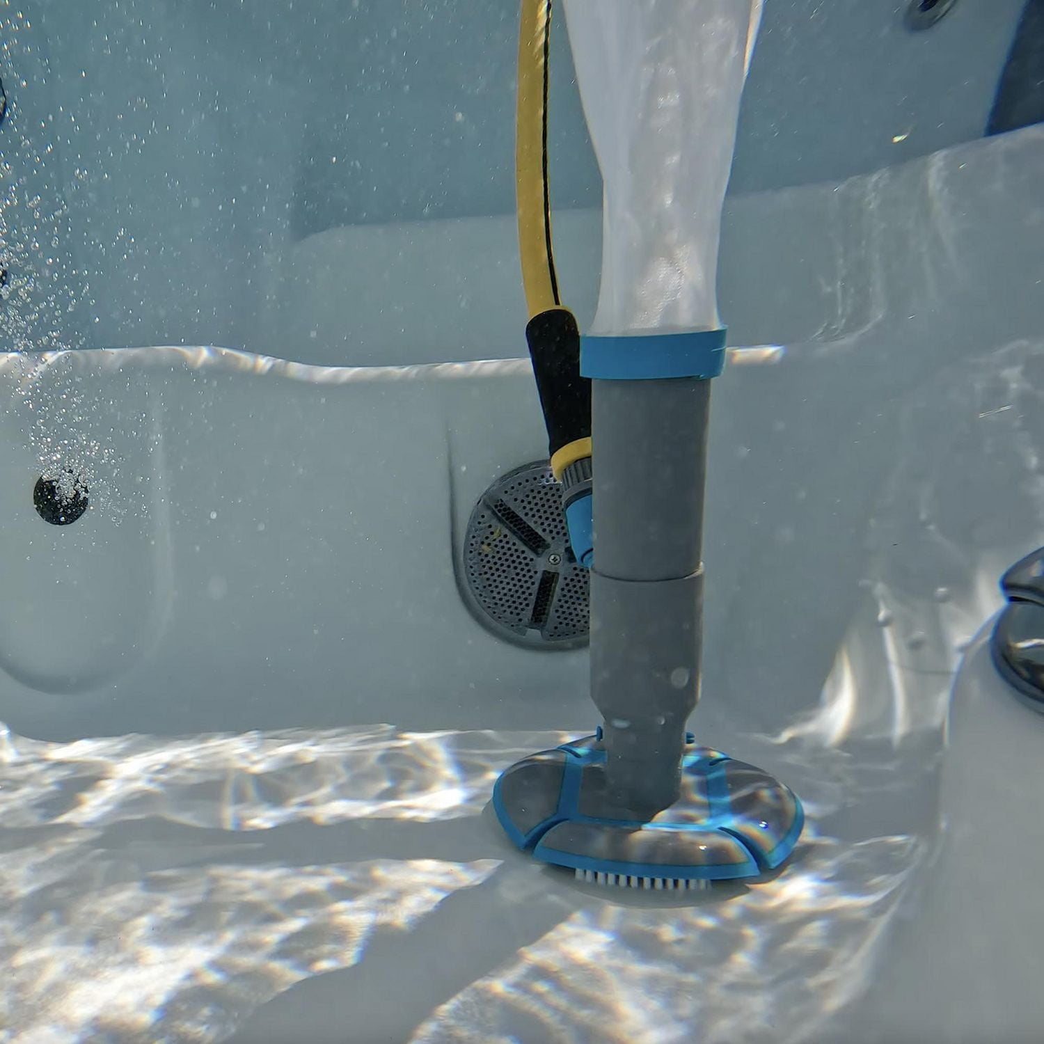 Mainstays 360 Venturi Handheld Flexible Vacuum Head for Small Pools and Spas