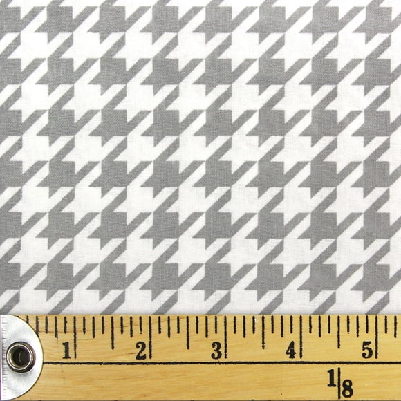 Fabric Creations Grey Houndstooth Cotton Fat Quarter 45 × 53 cm (18 × 21 in), 18x21