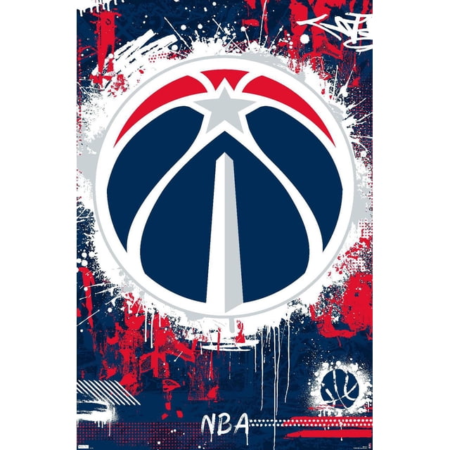 NBA Washington Wizards - Affiche Murale Logo Maximaliste 23 Présentant un Logo Circulaire Centré avec une silhouette de Monument Washington Bleu Marine et une Étoile Grise, Accentuée d'Arcs Rouges, sur un Fond de Style Graffiti avec des Éclaboussures de Peinture Rouge, Blanche et Bleu Marine et le Texte « NBA » en Blanc; Imprimée sur Papier d'Affiche Lustré pour une Déco Murale Vibrante.
