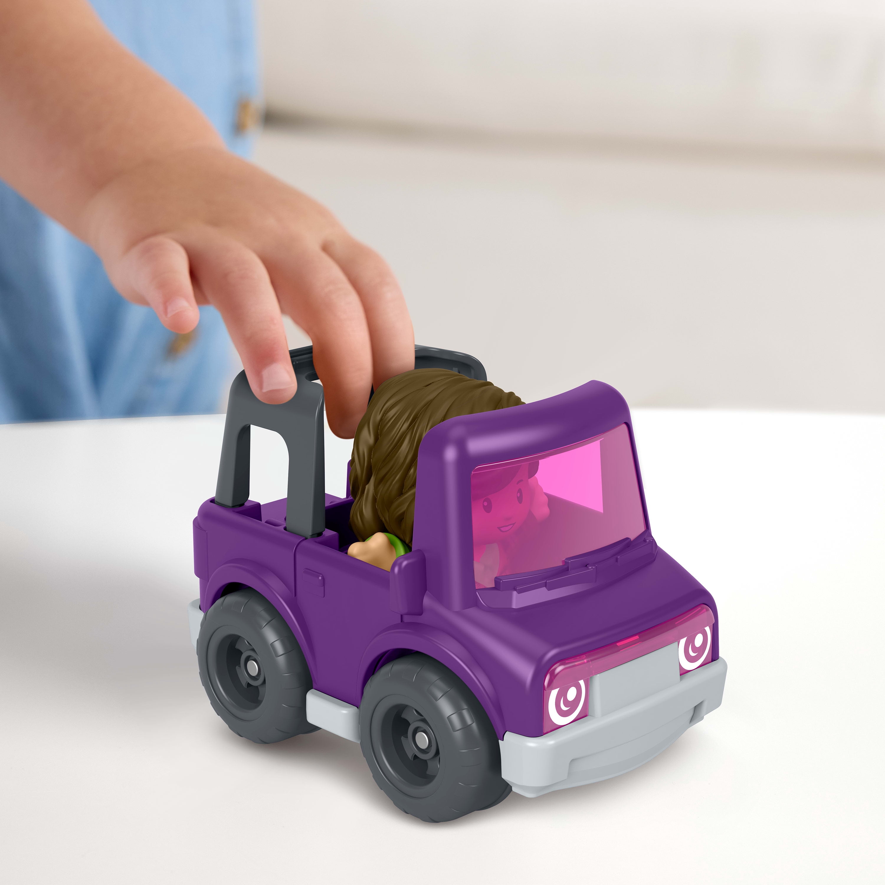 Fisher-Price Little People coffret VUS mauve jouet et figurine pour tout-petits, 2 pièces
