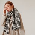 thumbnail image 4 of XZNGL Femme Mode Hiver Chaud Doux Décontracté à Franges Imprimé Pied-de-Poule Cache-Couche, 4 of 9