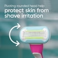 thumbnail image 4 of Venus Extra Smooth Green Disposable Women's Razors, 4 of 13