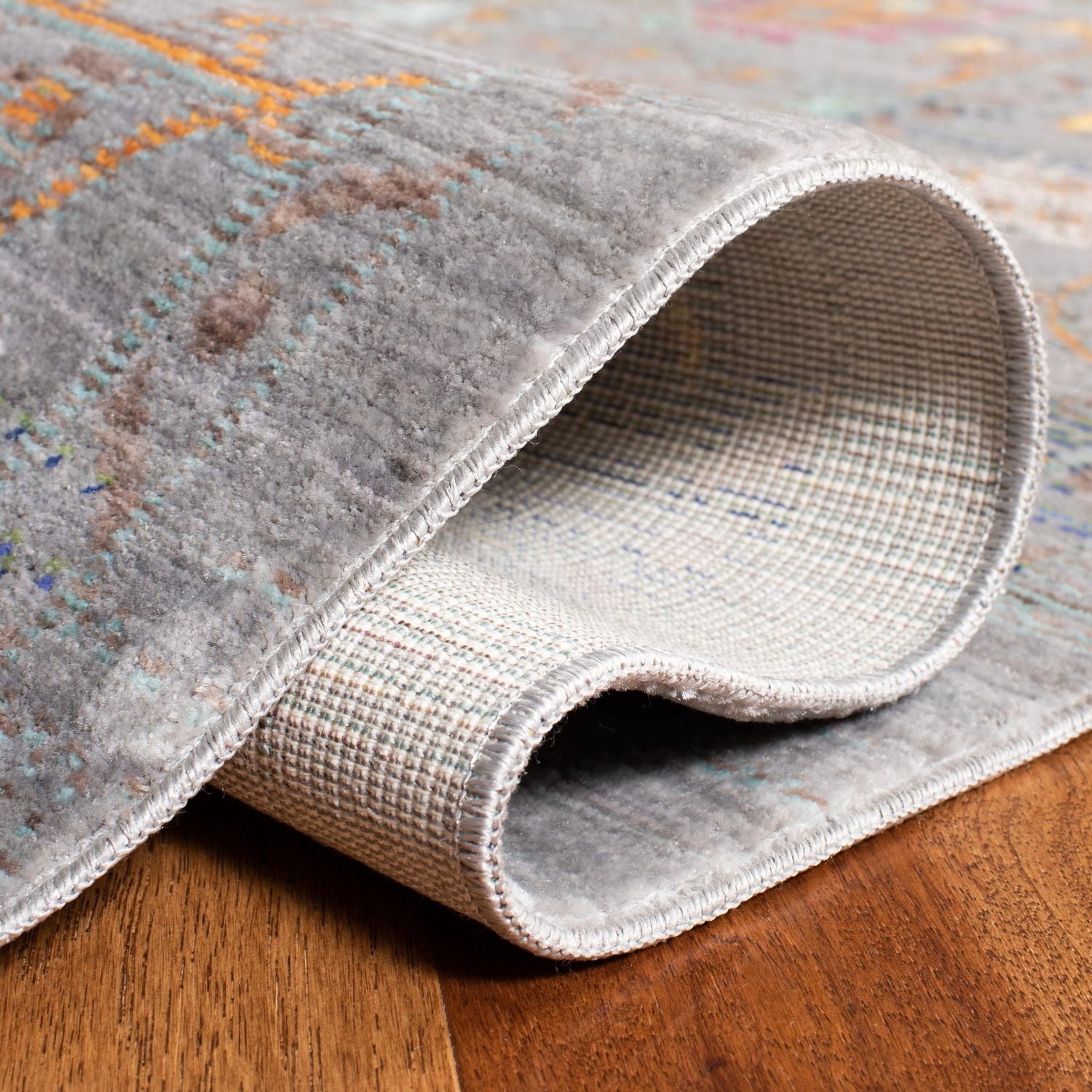 Safavieh Valencia Grigor Tapis Traditionnel