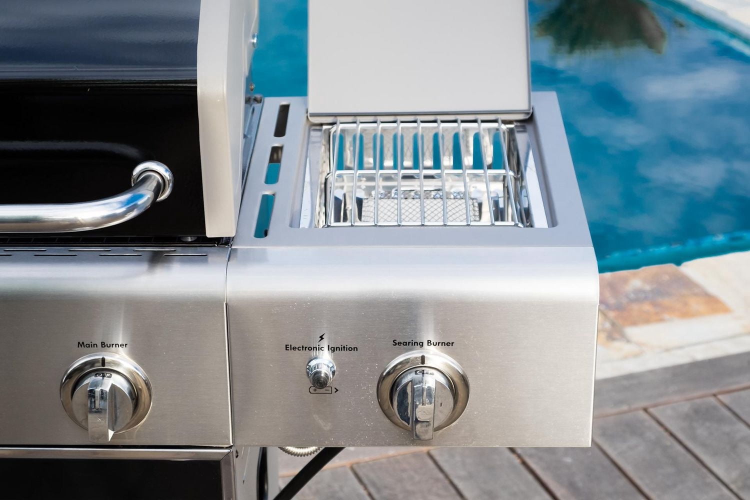 Kenmore 4 Burner Gas Grill Plus Side Searing Burner