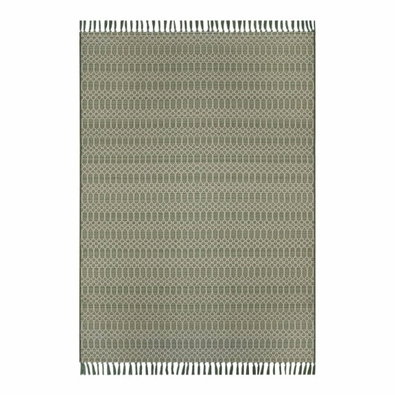 Better Homes & Gardens 7' x 10' Green Tassel Outdoor Rug