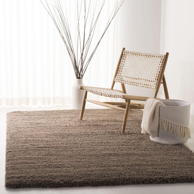 Safavieh California Solid Plush Shag Area Rug