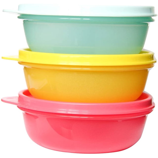 Tupperware Bol S.S. Ensemble de Contenants Hermétiques de Rangement de 3, Comprenant Trois Bols Empilables aux Couleurs Vibrantes avec Couvercles Hermétiques et Étanches. Conçus pour l'Entreposage des Aliments, Ces Contenants Sans BPA Sont Idéaux pour Garder les Collations, les Liquides et les Produits Frais en Toute Sécurité et à l'Épreuve des Déversements. Va au Lave-Vaisselle et Gain de Place avec un design Modulaire.