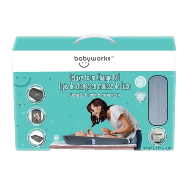 babyworks™ Emballage de Matelas à Langer en Mousse de Luxe Montrant un Matelas à Langer en Mousse Gris Profilé avec Sangle de Sécurité sur une table, Mettant en Valeur Sa surface Résistante à l'Eau et Facile à Nettoyer, Mesurant 27,6 par 16,9 Pouces, Convient aux Nouveau-Nés Jusqu'aux Tout-Petits jusqu'à 30 Lb.