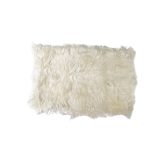 ICELANDIC SHEEPSKIN LONG-HAIRED RUG 4' X 6'