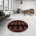 thumbnail image 4 of Ahgly Company Tapis Rond Abstrait Rouge Lavable en Machine, 8 Pieds Rond, 4 of 7
