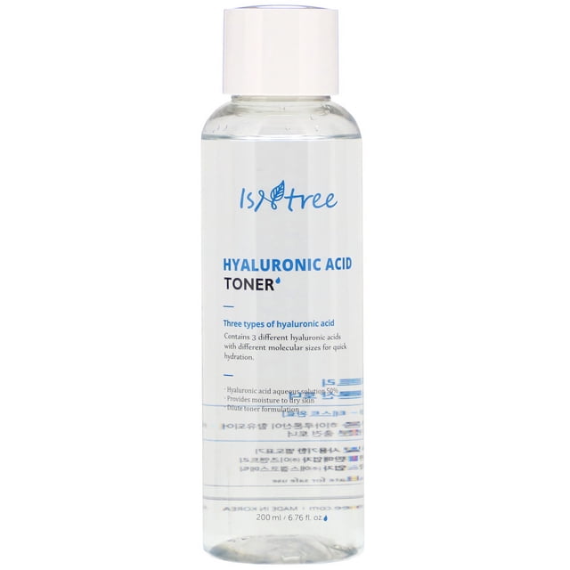 Isntree Toner à l'Acide Hyaluronique, Bouteille de 6,76 fl oz (200 ml) avec une formulation Liquide Claire. le Toner Contient Trois types d'Acide Hyaluronique avec des Tailles Moléculaires Variables pour une Hydratation Rapide et une absorption Profonde de l'Humidité. l'Étiquette Met en Valeur Sa Capacité à Fournir de l'Hydratation à Toutes les Couches de la Peau Sans Adhérence. la Bouteille Présente un Bouchon Blanc et une Marque Bleue, Mettant l'Accent sur Sa Formule Légère à Base d'Eau.