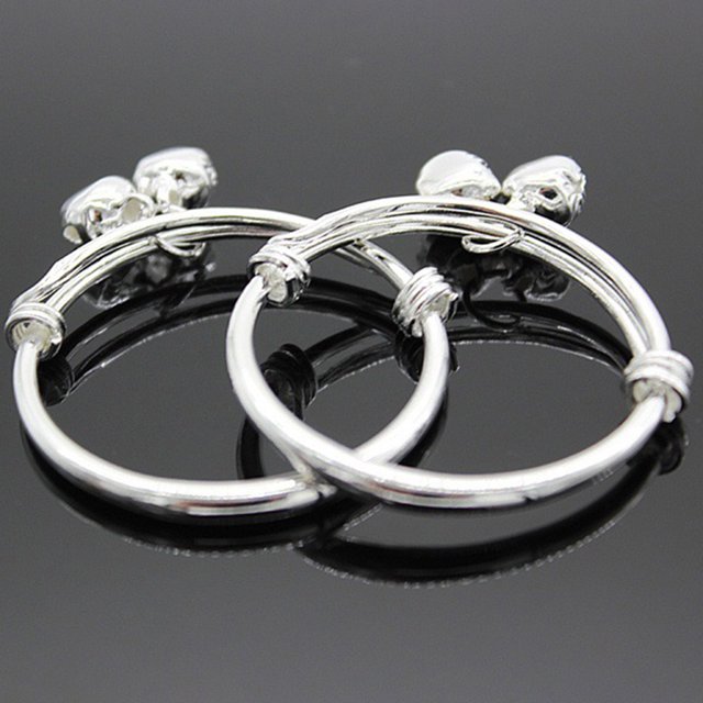 Bracelet Embossing Design Adjustable Jewelry Bell Pendant Baby Bangle for Toddler