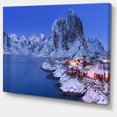 thumbnail image 2 of Chalets de Pêcheurs en Hiver - Art Mural Moderne sur Toile de Bord de Mer, 2 of 4