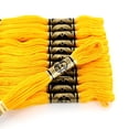 thumbnail image 2 of DMC coton 6 brins fil à broder 8 m (8.7 yd) jaune, 2 of 3