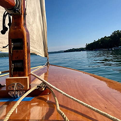 TotalBoat Gleam Marine Spar Varnish, Gloss and Satin Polyurethane Finish for Wood, Boats and Outdoor Furniture (Satin Low-Sheen Quart)