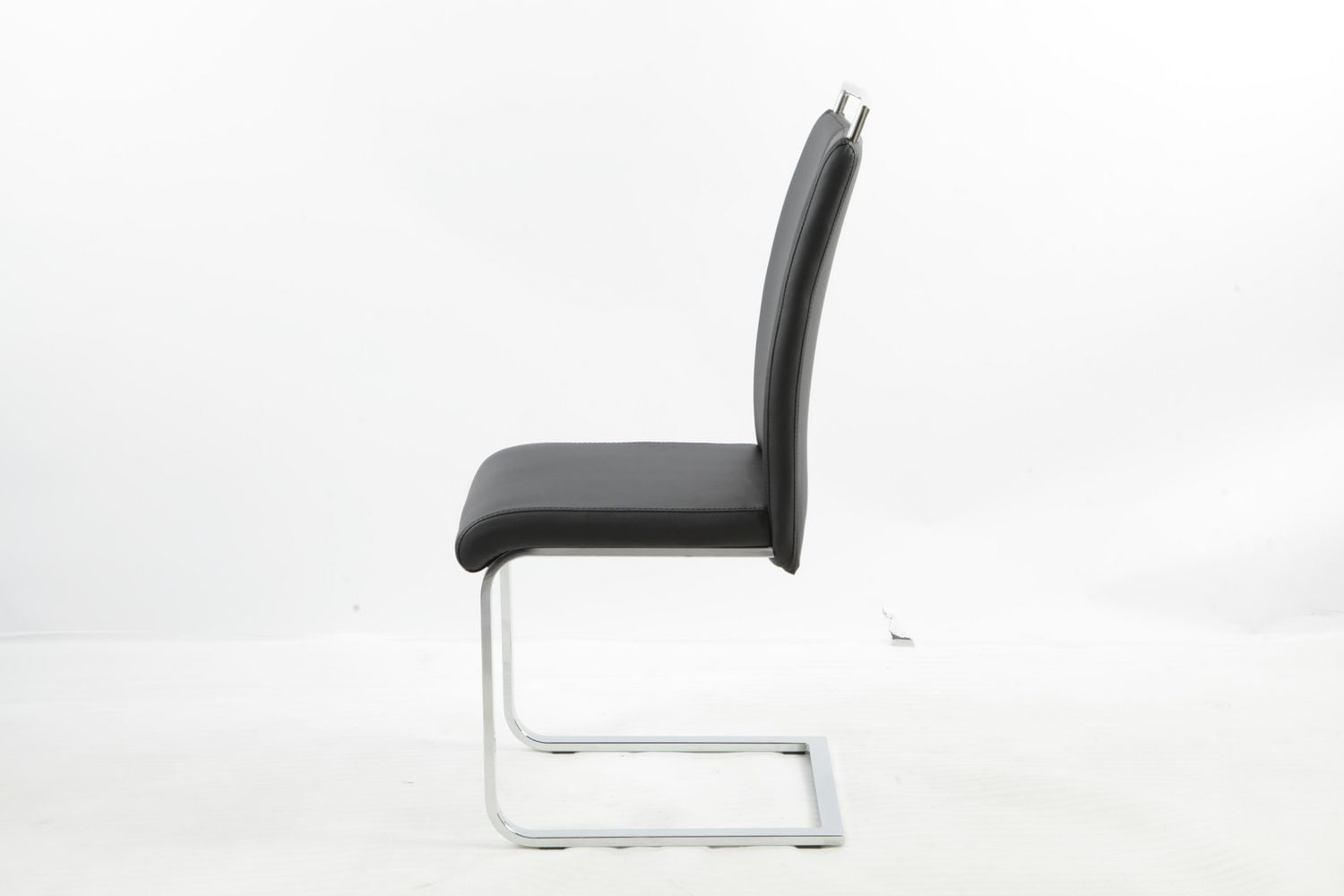 Chaises de salle à manger Aerys Max en PU noir (ensemble de 4)