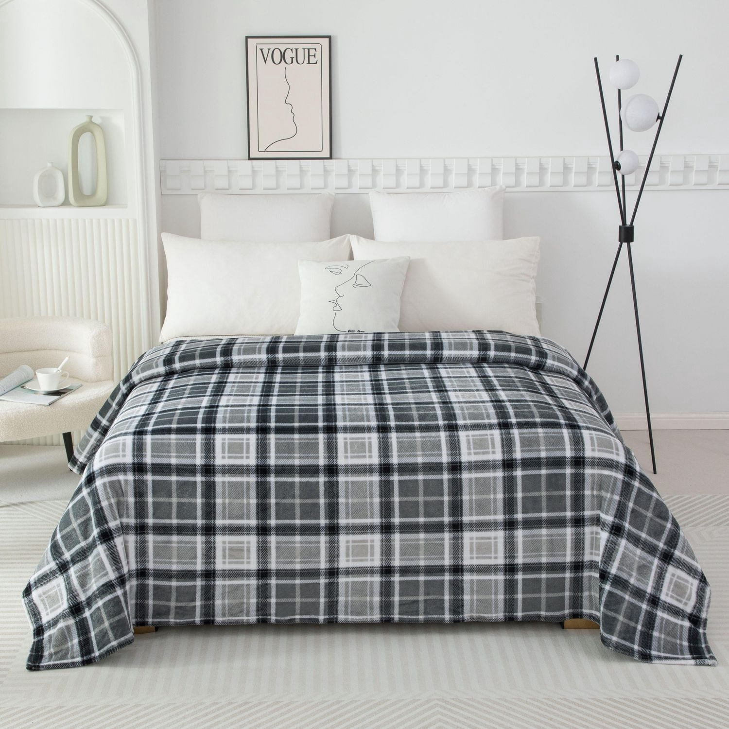 Mainstays Plush Blanket Gray Plaid DQ