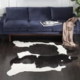 thumbnail image 1 of Safavieh Cow Hide Donovan Tapis, 1 of 5