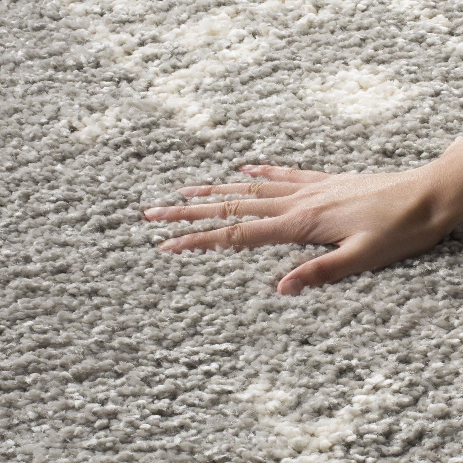 SAFAVIEH Vana Santana Tapis Géométrique Shag