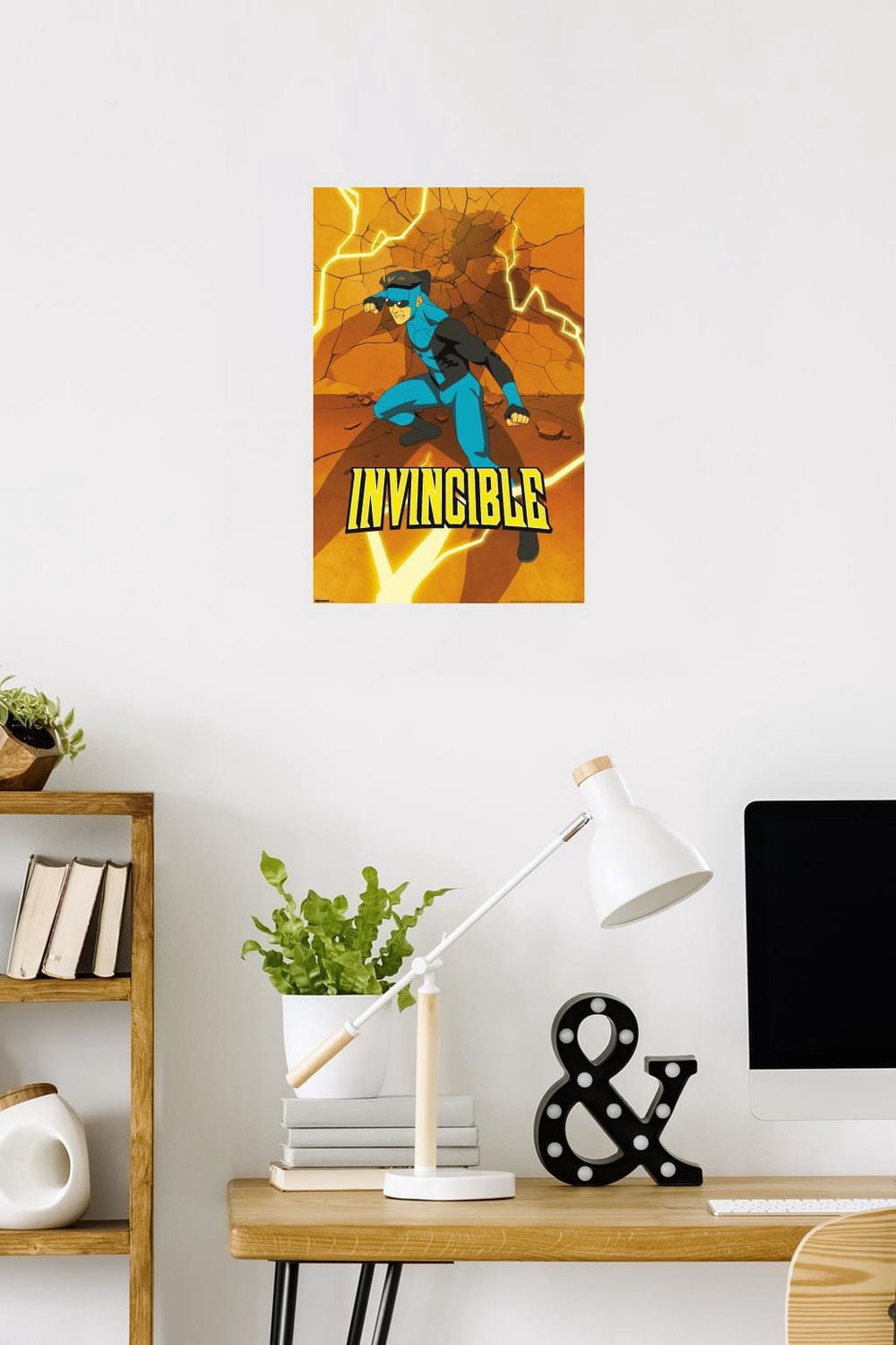 Invincible : Saison 3 - Fiche d'information sur le costume bleu