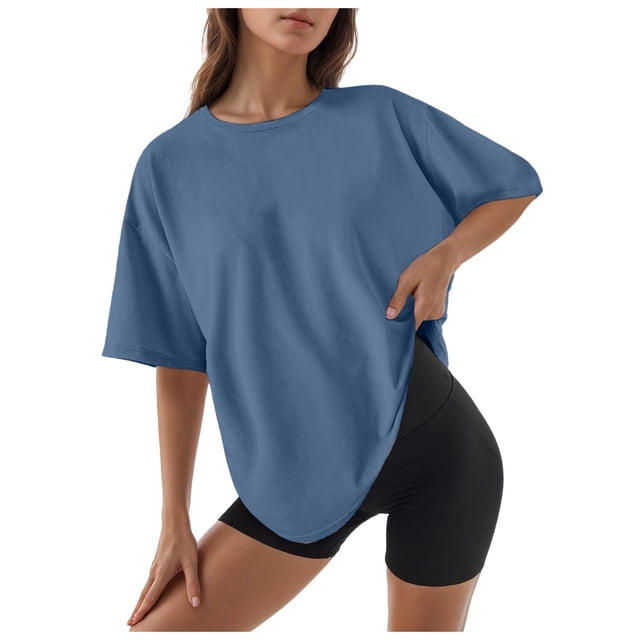 WILLBEST T-Shirt de Base pour Femme à Col Rond, Coupe Ajustée, Coupe Ample et Surdimensionnée avec Manches Courtes et Ourlet Arrondi, Montré en Bleu Uni. Idéal pour les Tenues Décontractées d'Été, s'Agence Bien avec des shorts Ajustés Noirs Ou Peut Être Superposé pour un Style Polyvalent.
