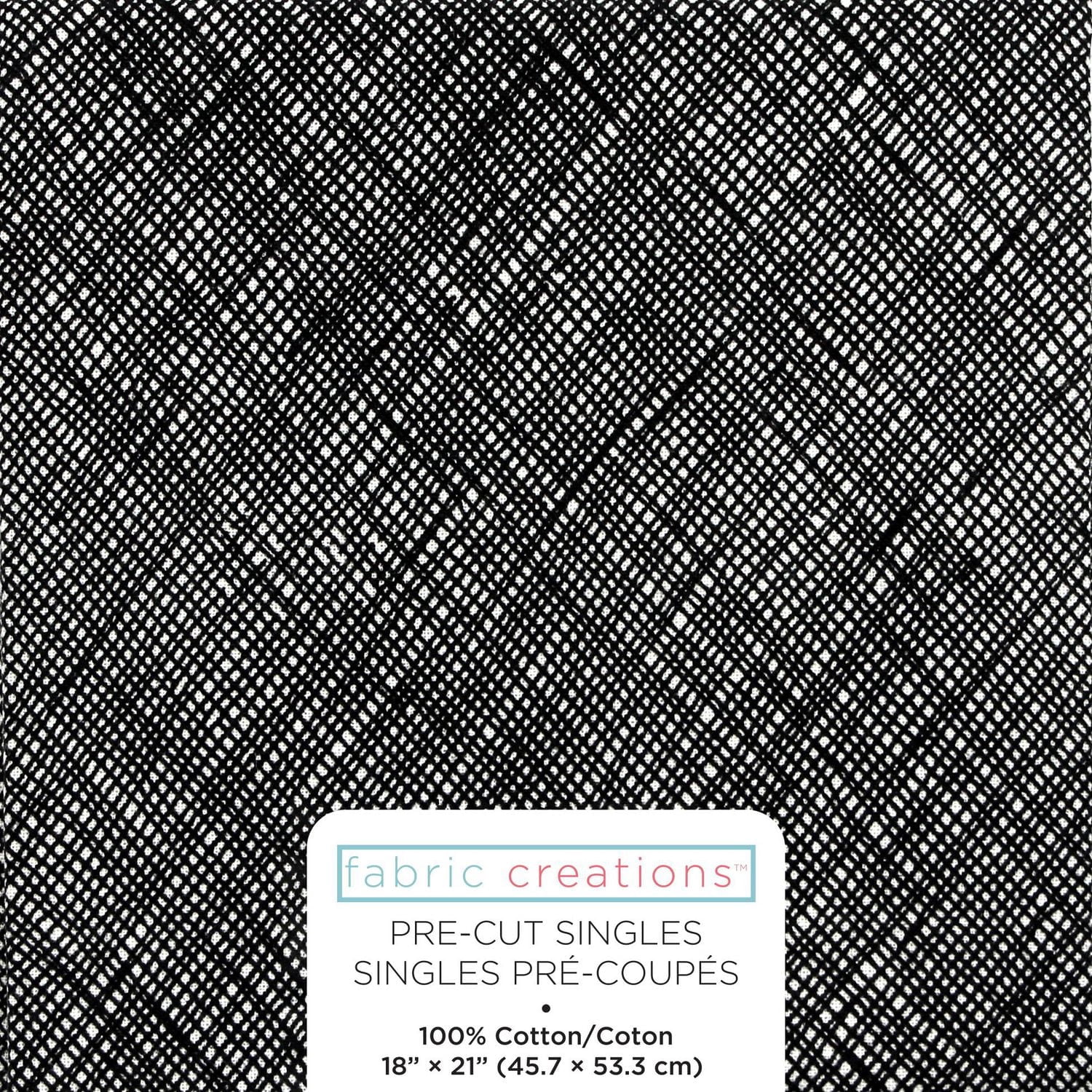 FABRIC CREATIONS blanc et noir crayon hachuré coupon fat quarter, 45 × 53 cm (18 × 21 po)