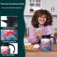 thumbnail image 2 of Théière en Acier Inoxydable Isolée à Motif Floral avec Infuseur Intégré pour une Infusion Optimale du Thé en Vrac et une Utilisation Portable en Voyage, 2 of 4