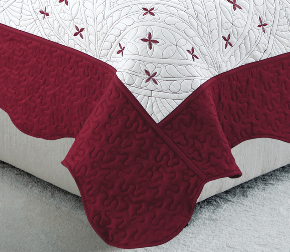 Couvre-lit brodé Marina Decoration, ensemble de literie d'été ultra doux et uni avec taie d'oreiller matelassée, motif floral rouge