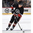 thumbnail image 3 of Warrior Rondelle de Hockey Caoutchouc Officielle 6 oz, 3 of 4