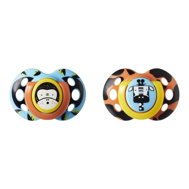 Tommee Tippee Closer to Nature Ensemble Amusant de Suce avec Deux Suceurs, l'Un avec une base Bleue et Noire Mettant en Vedette un Visage de Singe, l'Autre avec une base orange et Noire Mettant en Vedette un Visage de Girafe, Tous Deux avec des Tétines Orthodontiques Symétriques et des Trous de ventilation pour le Confort de Bébé.