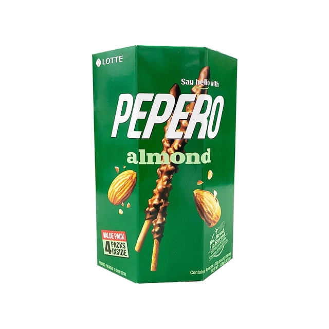 Lotte Pepero Bâtonnets de Biscuits aux Amandes, Paquet Familial avec Quatre Paquets Individuels, Comprenant des Bâtonnets de Biscuits Croustillants Enrobés de Chocolat Onctueux et Nappés de Morceaux d'Amande Croquants dans une Boîte Verte, Convient aux Collations et au Partage.