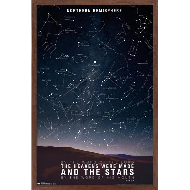 Affiche Murale The Stars, 22,375 Pouces x 34 Pouces Encadrée, Affiche une Carte Détaillée de l'Hémisphère Nord avec des constellations Étiquetées Incluant Ursa Major, Cassiopée et Orion sur un Ciel Nocturne Bleu Foncé au-Dessus de Montagnes Silhouettées, avec une Citation du Psaume 33:6, Convient comme art Mural Ou Déco de Pièce pour Chambres et Bureaux.