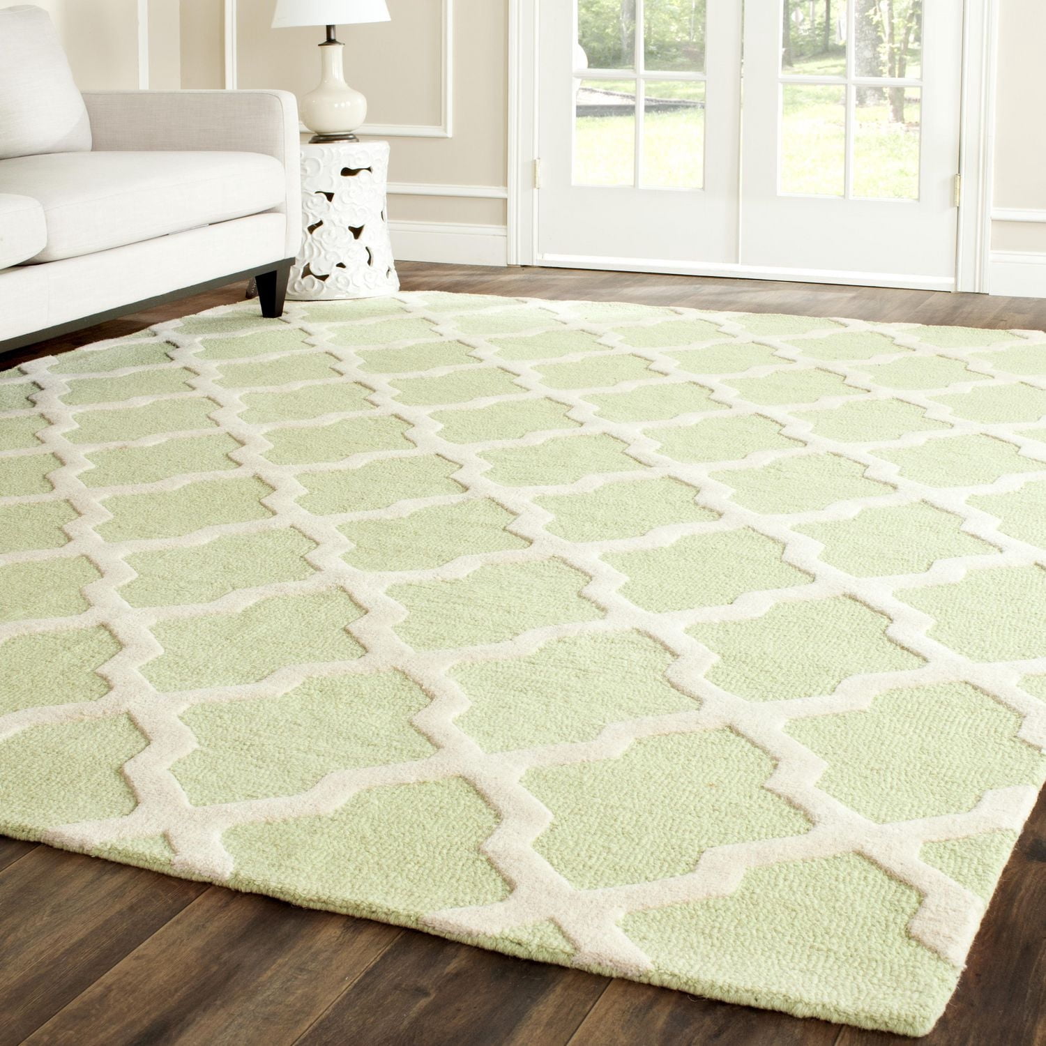 Safavieh Cambridge Liam Geometric Area Rug