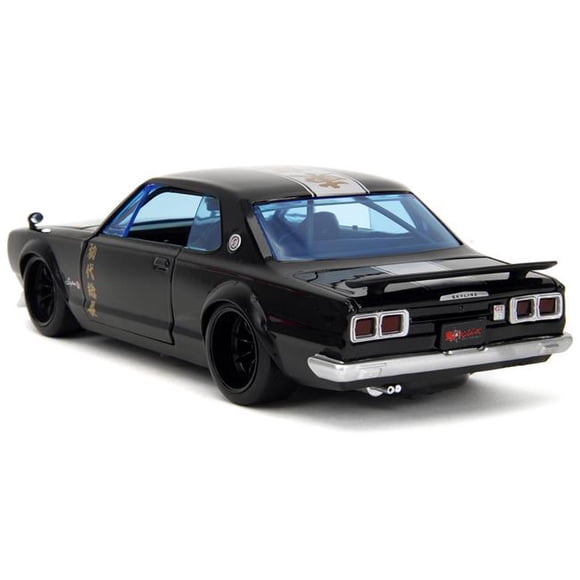 Jada 34698 1971 Nissan Skyline GT-R RHD Right Hand Drive with Stripe & Mikey Diecast Figure Tokyo Revengers 2021 TV Series Anime Hollywood Rides Series 1-24 Scale Diecast Model Car, Black & Silver