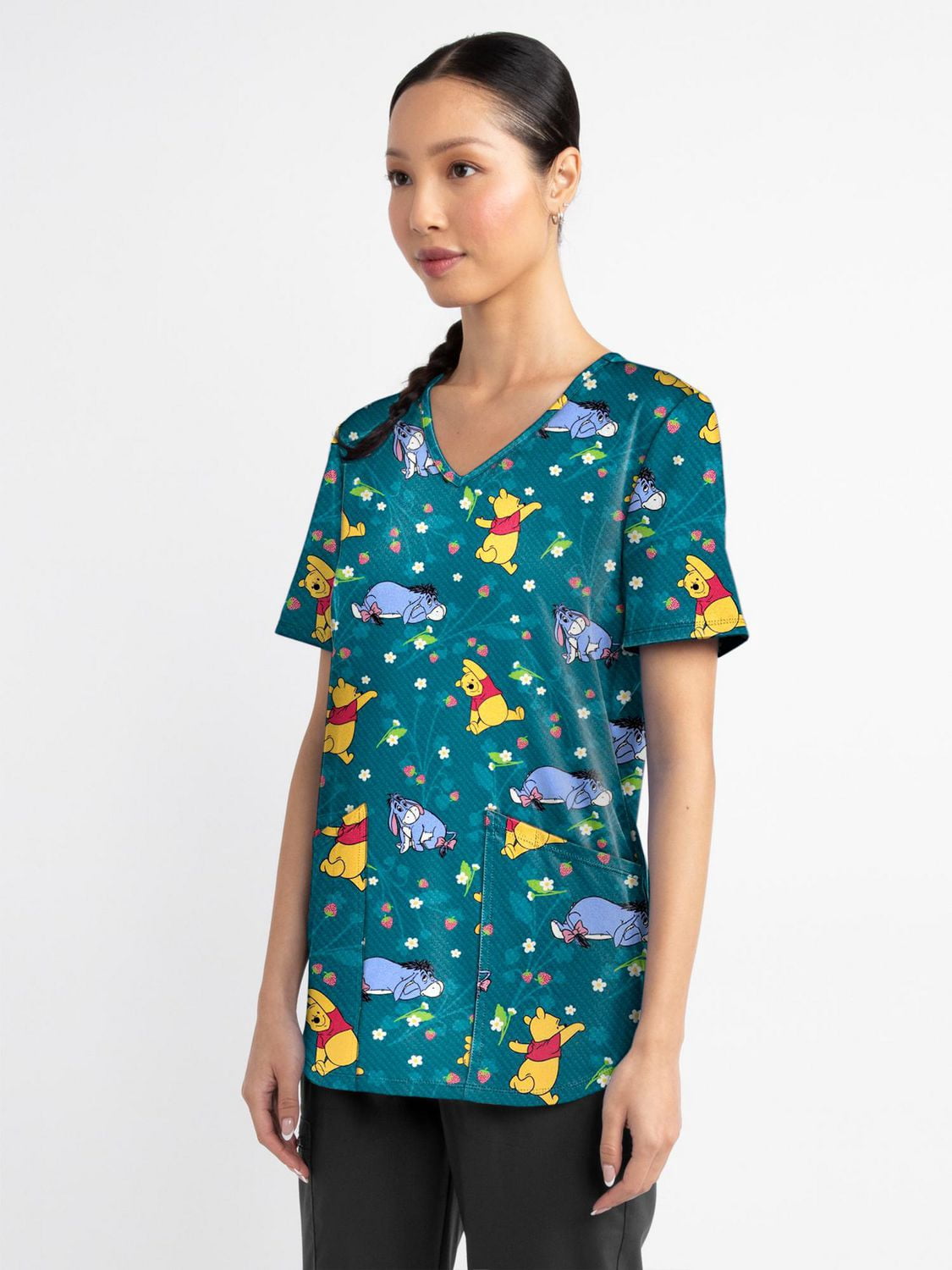 Blouse médicale imprimée Summertime Bliss de la collection Fashion Scrubstar pour femmes, à encolure en V, tailles XS–3XL