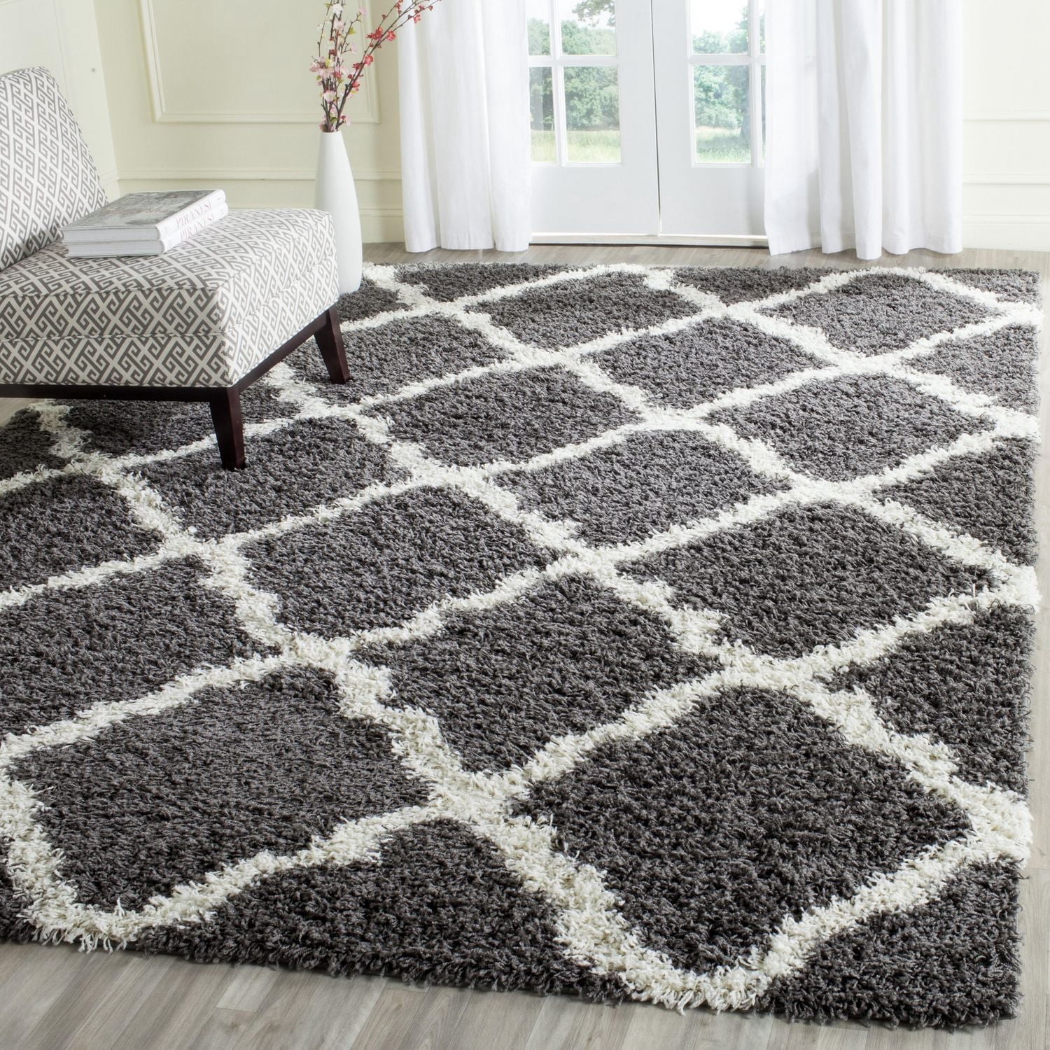 Safavieh Dallas Logan Geometric Shag Area Rug