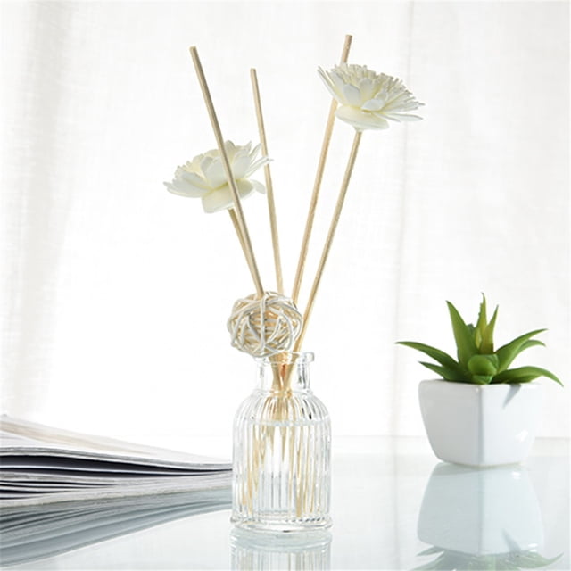 Oil Diffusers for Home, Reed Diffuser Bottle, Sweet Grace Flower Diffuser, Oil Diffusers with Natural Sticks, Glass Bottle and Scented Oil, Refillable Clear Glass (50ML)
