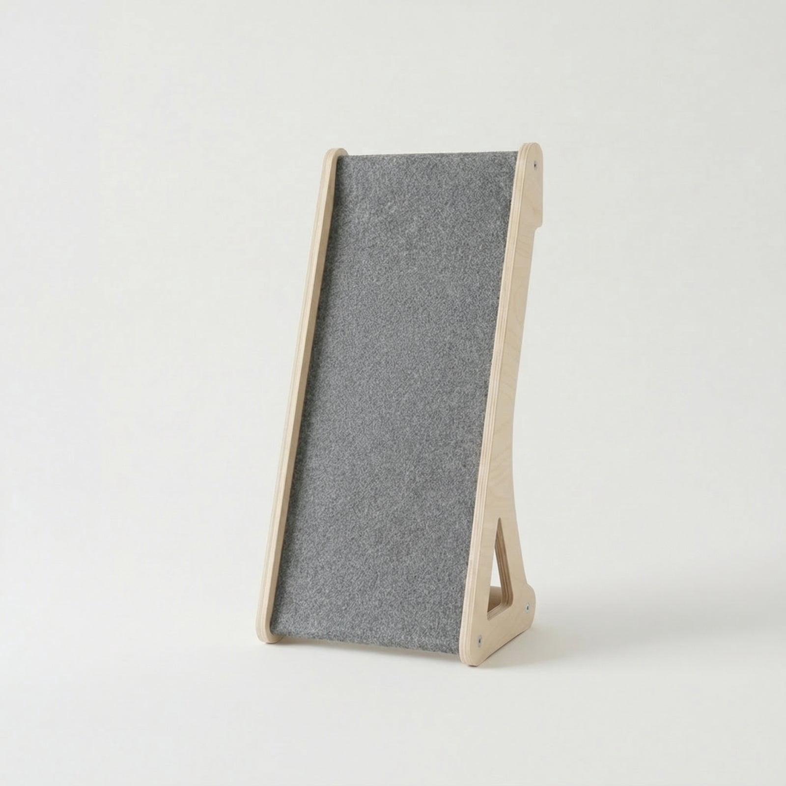 Noba Essentials Wide Inclined 56 cm (22") Scratcher - Grey