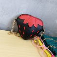 thumbnail image 4 of XZNGL Sac Chaîne Bandoulière pour Enfants Filles Mode Mignon Motif Fraise Dessin Animé Sac à l'Épaule et en Travers Porte-Monnaie pour Enfants, 4 of 9