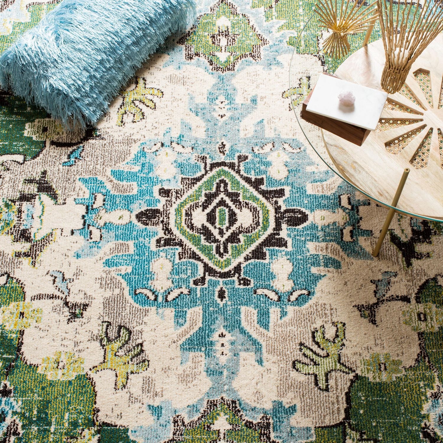 Safavieh Monaco Toria Traditional Area Rug