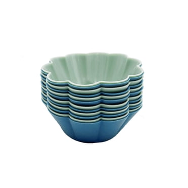 Starfrit Set of 12 Silicone Muffin Liners, Reusable, Non-Stick, 75 ml, Dishwasher Safe, Blue and Green