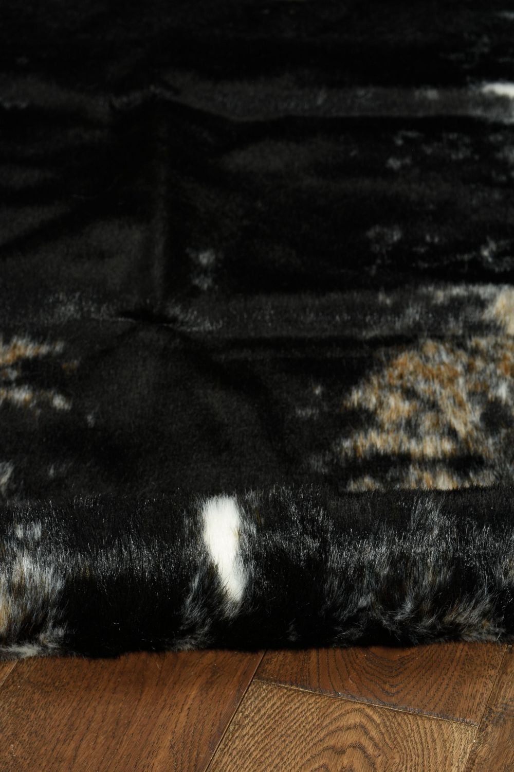 Faux Cowhide Mini Black & White Salt N Pepper Accent Rug